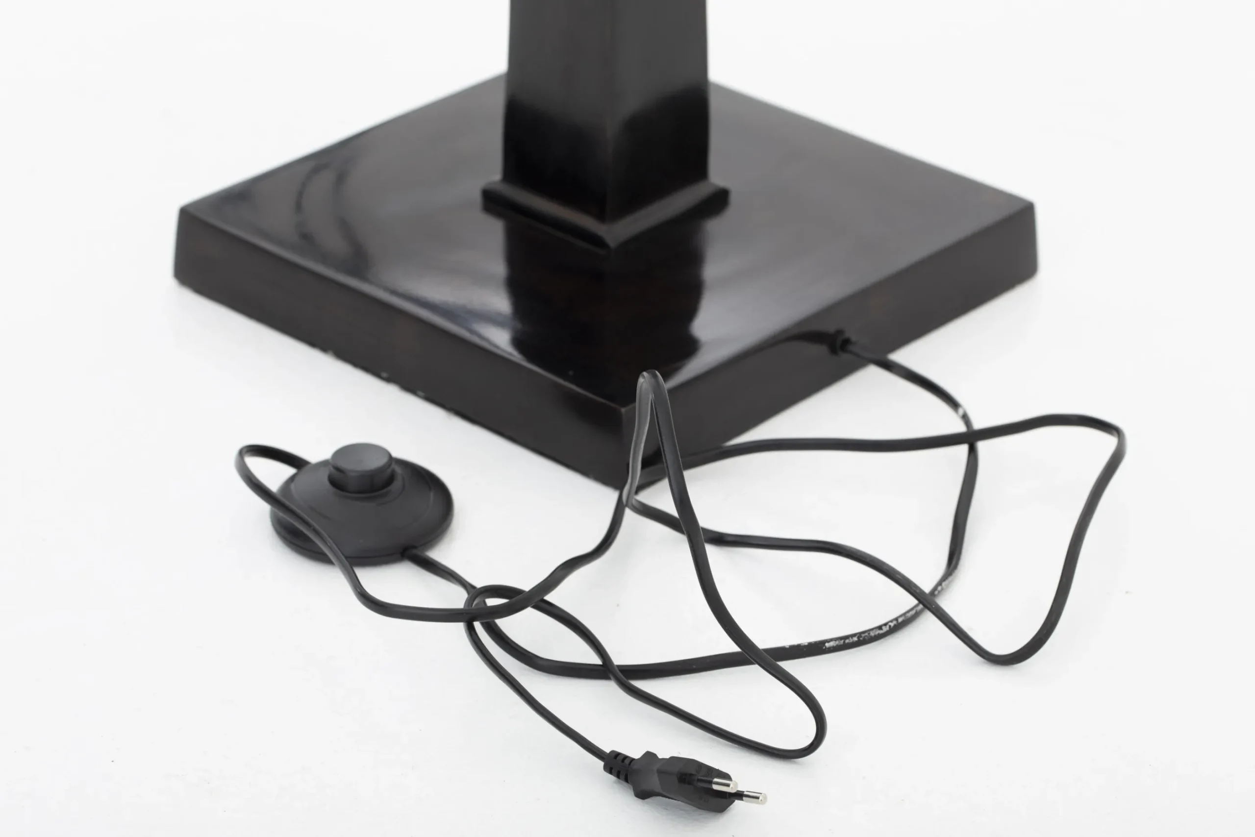 Flamant Gordes, Lampadaire, Noir, Aluminium Outlet