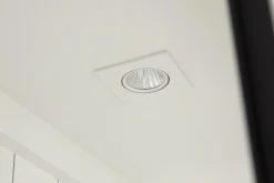 Flamant Iron Jason, Armoire, Blanc, 3 Portes En Fer Hot