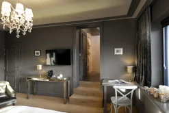 Flamant Mineral Outlet