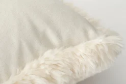 Flamant Veronica, Coussin, Fausse Fourrure Outlet