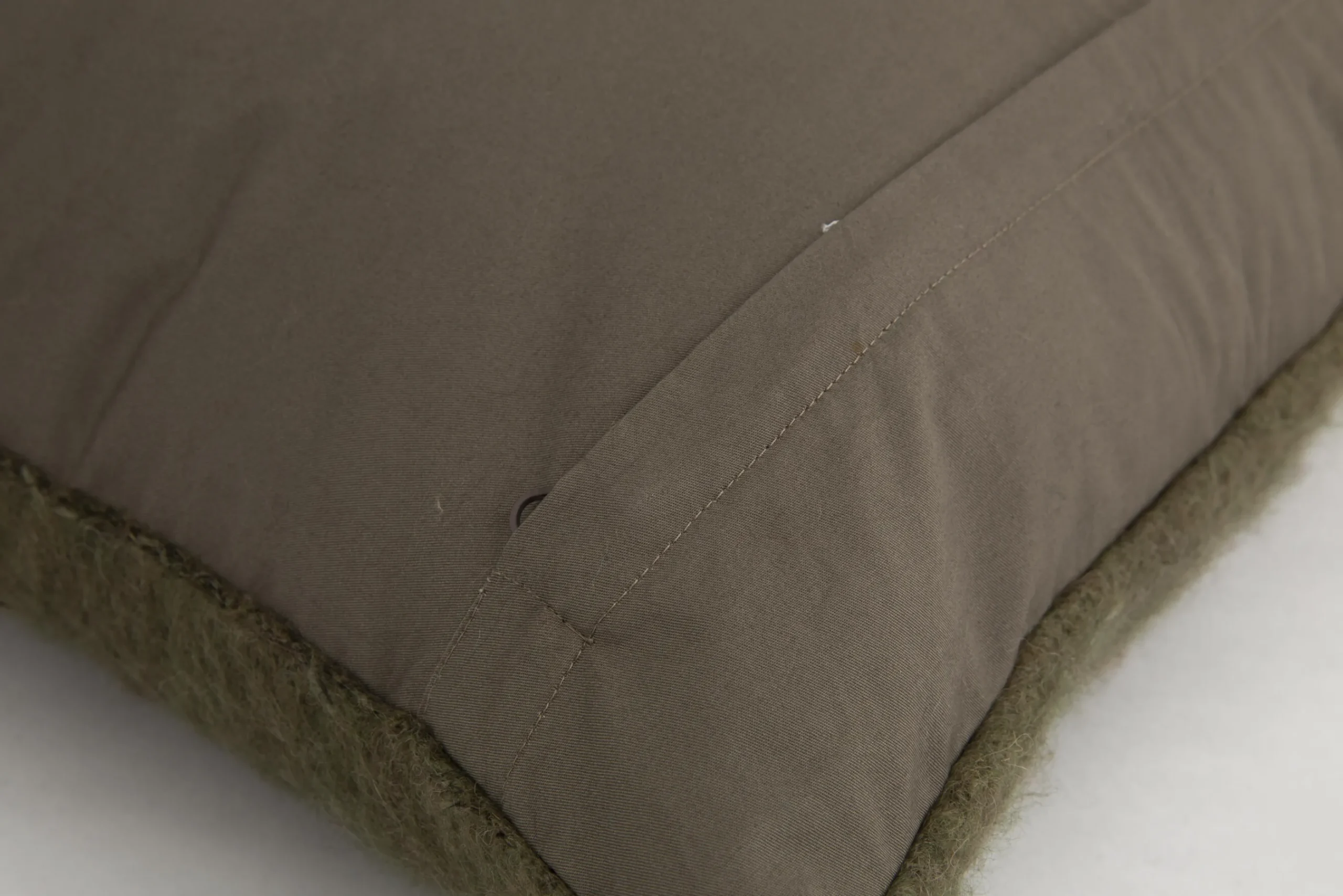 Flamant Yani, Coussin, Vert Olive Discount