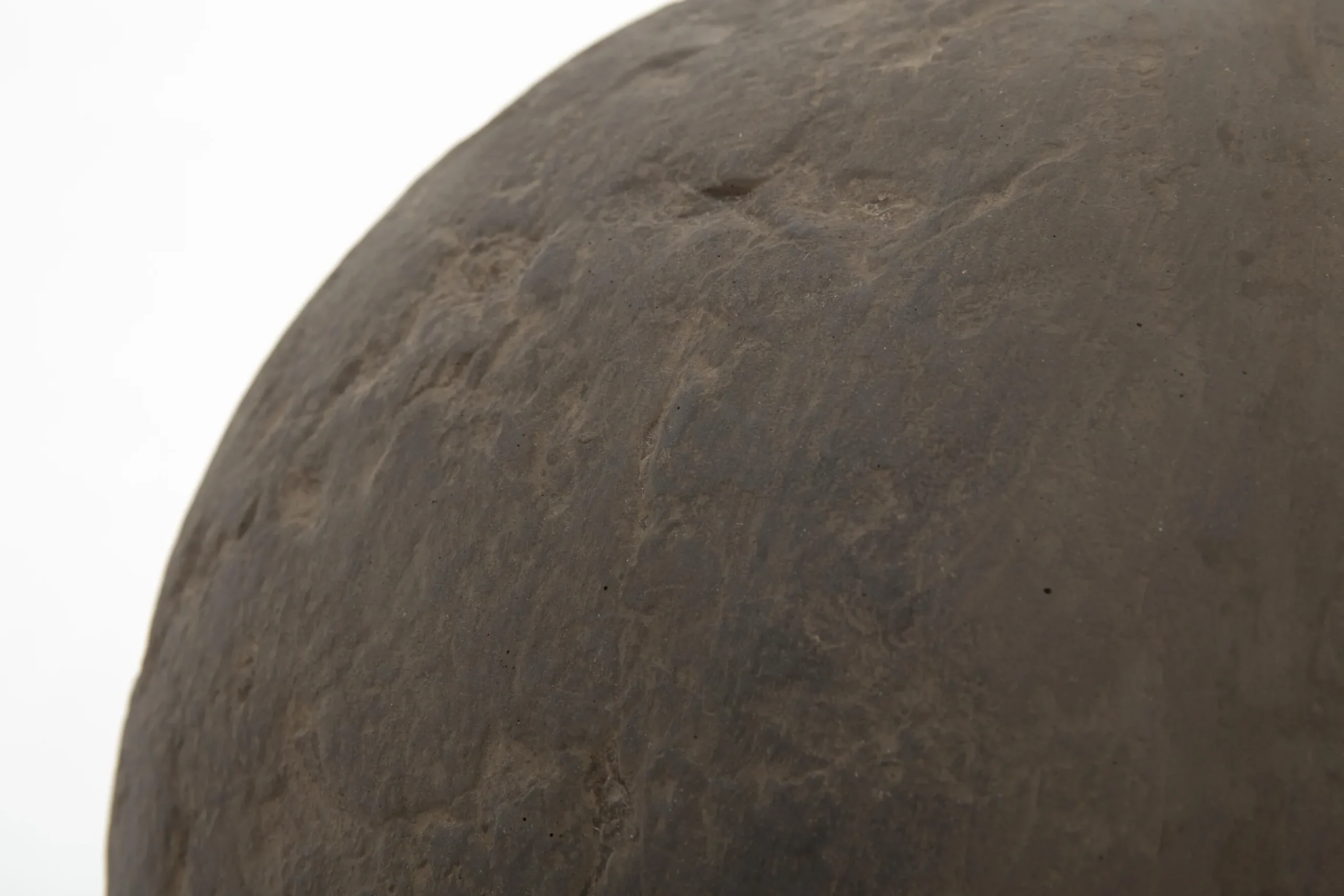 Flamant Zedar, Decoball Sur Pied, Pierre Reconstituee Sur Fibre De Verre, L New